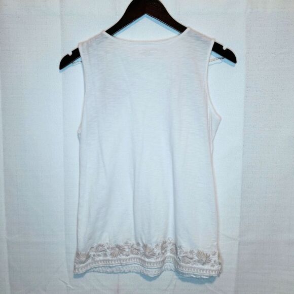 Charter Club Missy White Embroidered Tank Top Size Medium - Picture 2 of 8
